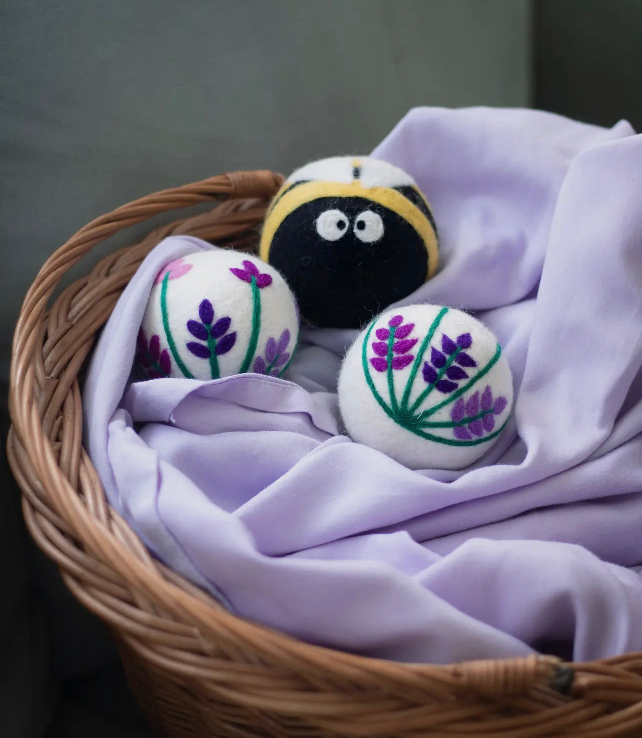 Friendsheep® Lavender Fields Dryer Balls - Set of 3 (Bee)