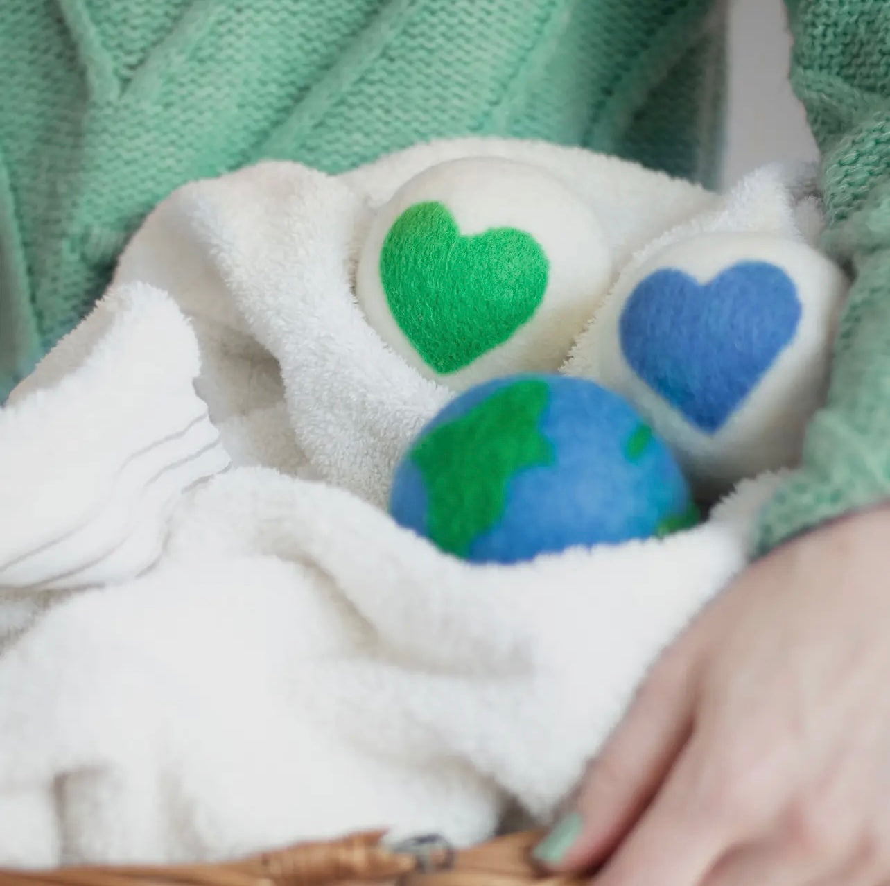 Friendsheep® Love Your Mama Eco Dryer Balls - Set of 3 (Earth Hearts)